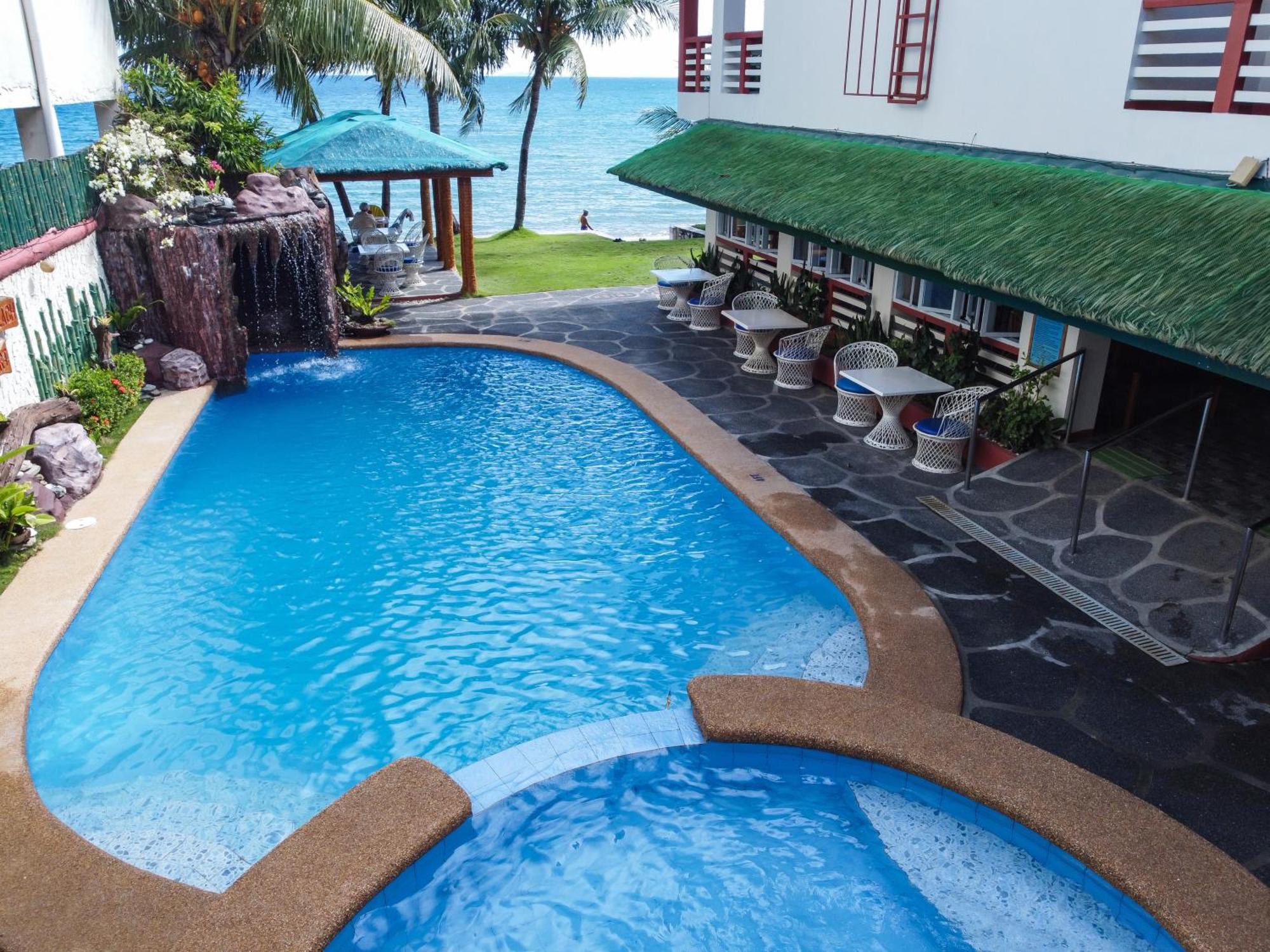 Badladz Staycation Condos Пуэрто-Галера Экстерьер фото